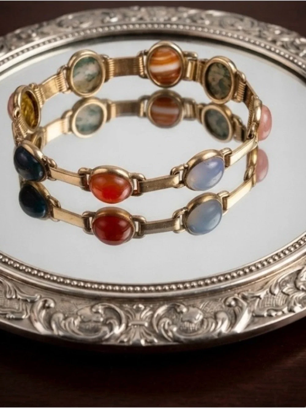 Absolutely gorgeous. 1 / 20.  12kt. GF.  Vintage scarab bracelet